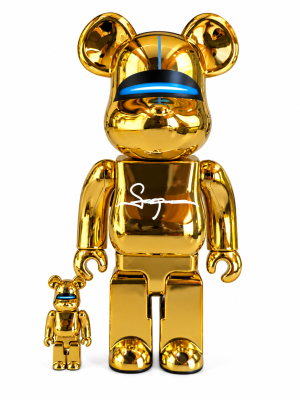 HAJIME SORAYAMA — SEXY ROBOT GOLD BE@RBRICK 100% & 400% — SIGNED