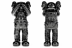 KAWS — HOLIDAY SPACE — BLACK